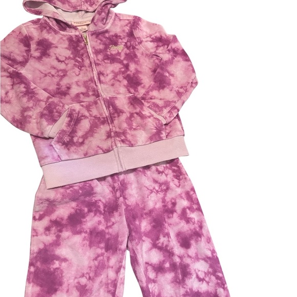 Juicy Couture Jogger Set - Picture 5 of 9